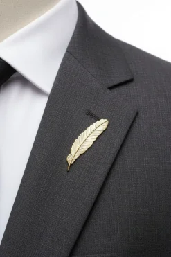 Slender Gold Feather Lapel Pin